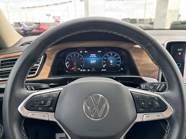 2024 Volkswagen Atlas 2.0T SE w/Technology