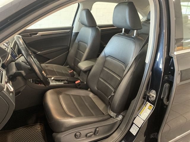 2017 Volkswagen Passat 1.8T SE