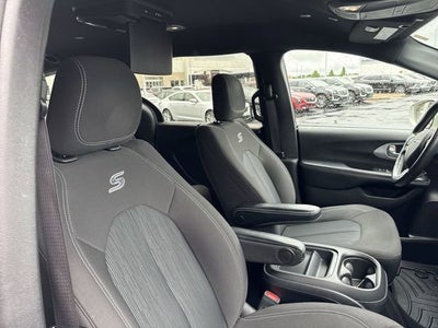 2020 Chrysler Pacifica Touring