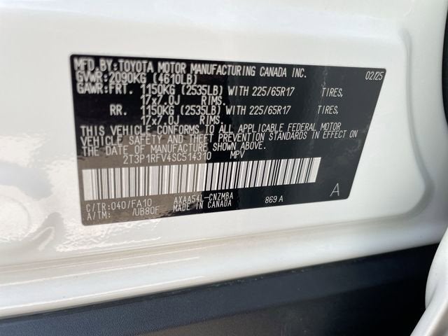 2025 Toyota RAV4 XLE