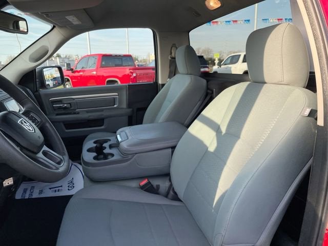 2019 RAM 1500 Classic Tradesman Regular Cab 4x2 8' Box
