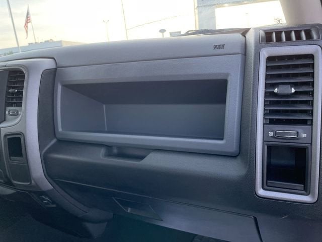 2019 RAM 1500 Classic Tradesman Regular Cab 4x2 8' Box