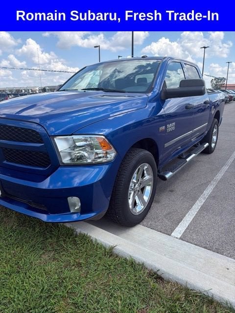 2017 RAM 1500 Express Crew Cab 4x4 5'7" Box
