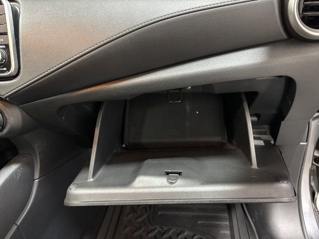 2020 Nissan Versa S Xtronic CVT