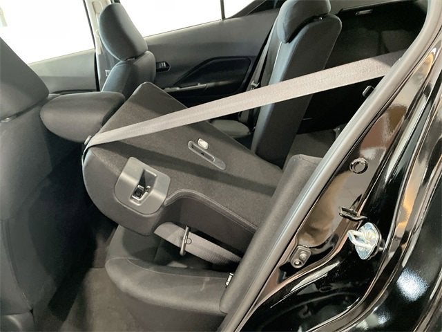 2024 Nissan Kicks S Xtronic CVT