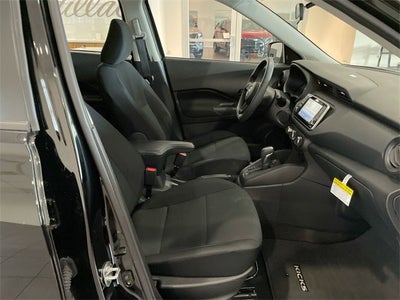2024 Nissan Kicks S Xtronic CVT