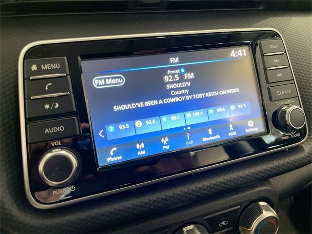 2024 Nissan Kicks S Xtronic CVT