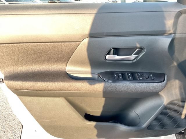 2025 Nissan Kicks SV FWD