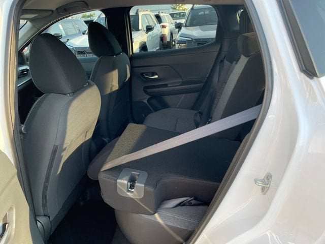 2025 Nissan Kicks SV FWD