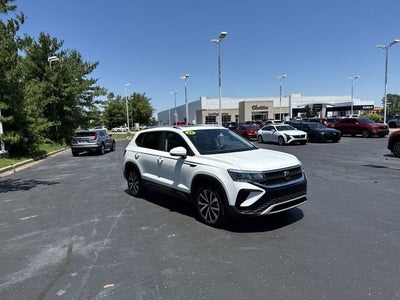 2023 Volkswagen Taos 1.5T SE
