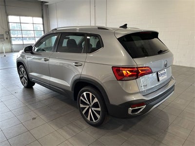 2024 Volkswagen Taos SE