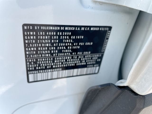 2025 Volkswagen Taos SE