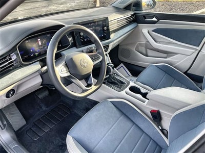 2025 Volkswagen Jetta SE