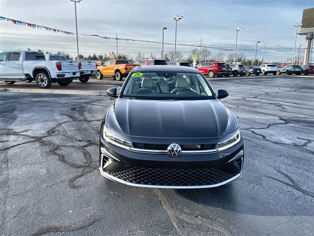 2025 Volkswagen Jetta SE