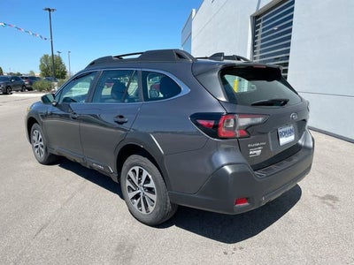 2025 Subaru Outback BLACK