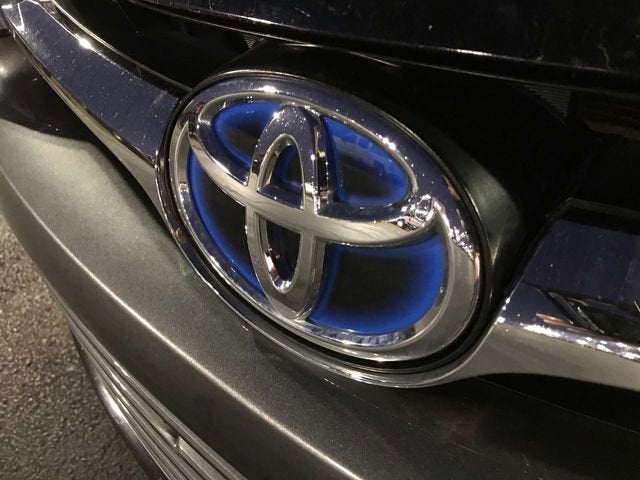 2016 Toyota Camry Hybrid LE