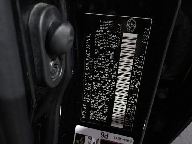 2016 Toyota Camry Hybrid LE