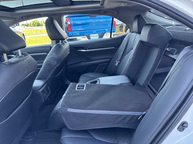 2020 Toyota Camry XSE AWD