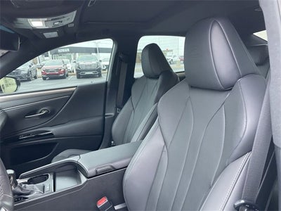 2023 Lexus ES 350 F SPORT Handling