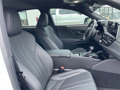 2023 Lexus ES 350 F SPORT Handling