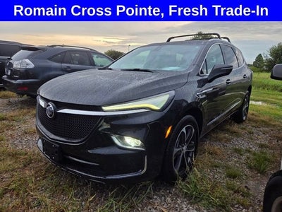 2022 Buick Enclave Essence