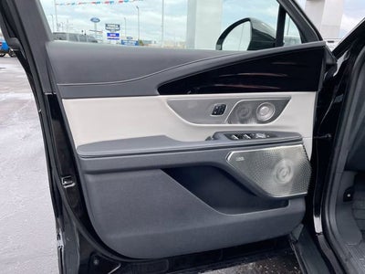 2024 Lincoln Nautilus Reserve