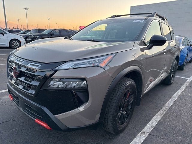 2025 Nissan Rogue Rock Creek