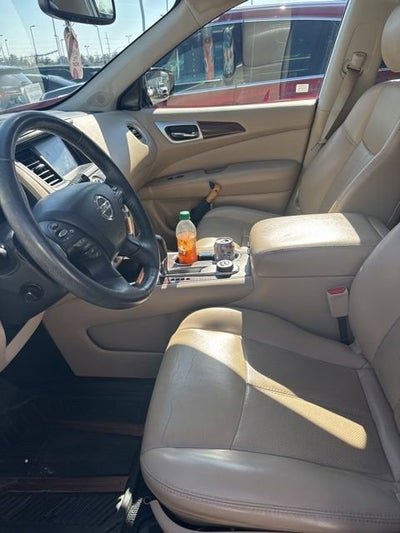 2017 Nissan Pathfinder Platinum