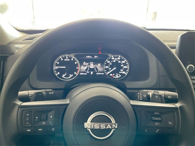 2025 Nissan Pathfinder S