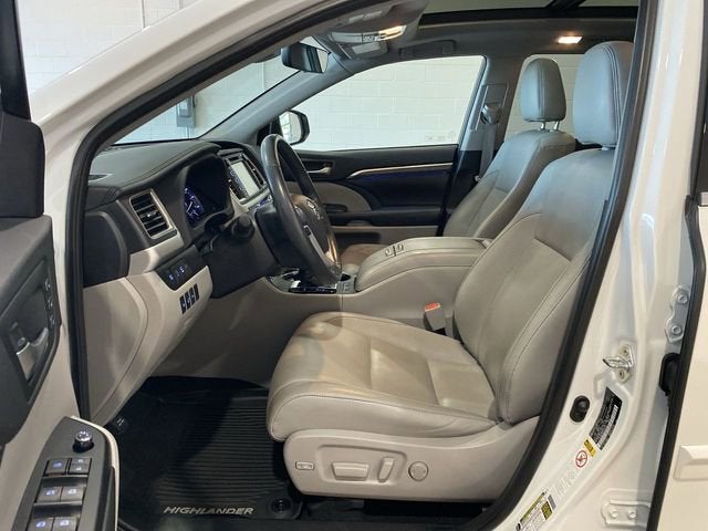 2019 Toyota Highlander Limited Platinum