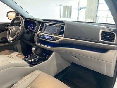 2019 Toyota Highlander Limited Platinum
