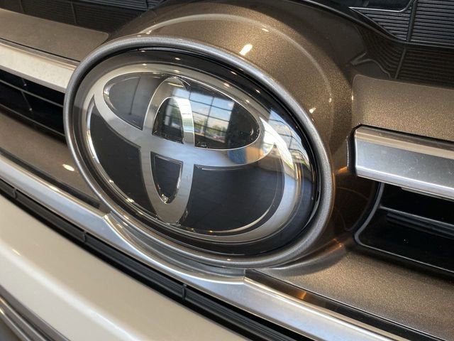 2019 Toyota Highlander Limited Platinum