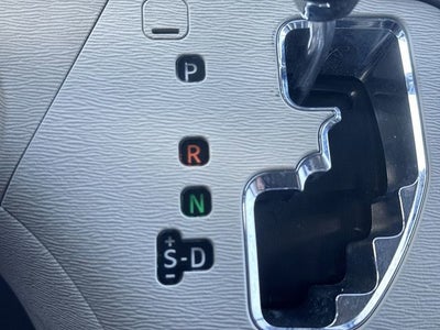 2012 Toyota Sienna LE V6 8 Passenger