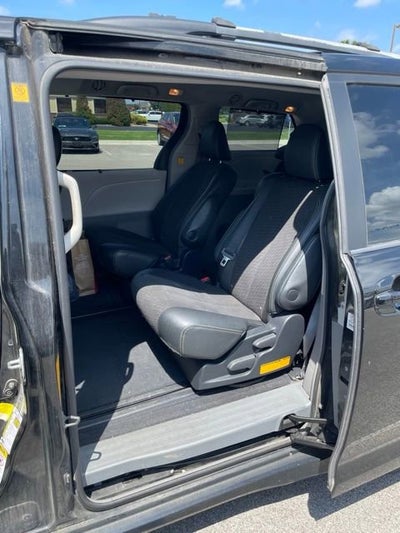 2011 Toyota Sienna SE
