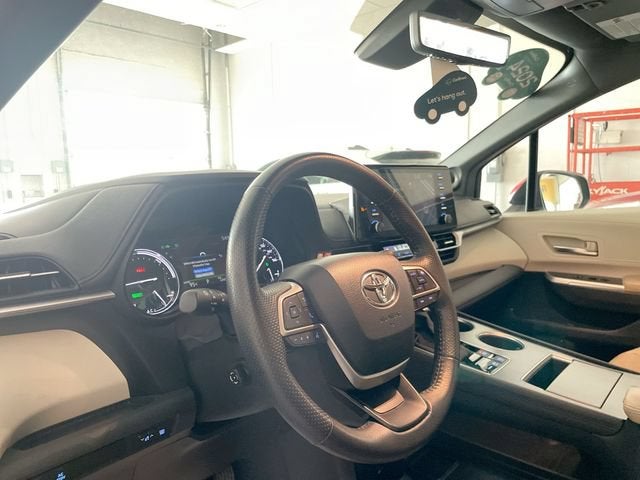 2024 Toyota Sienna Limited