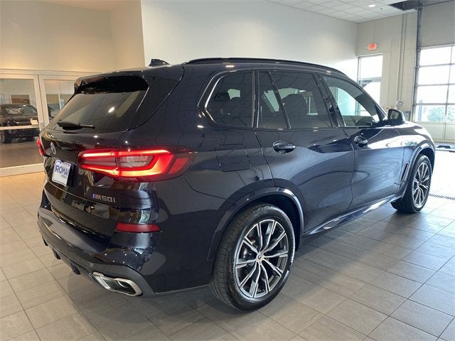 2023 BMW X5 M50i