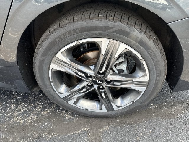 2022 Kia K5 EX
