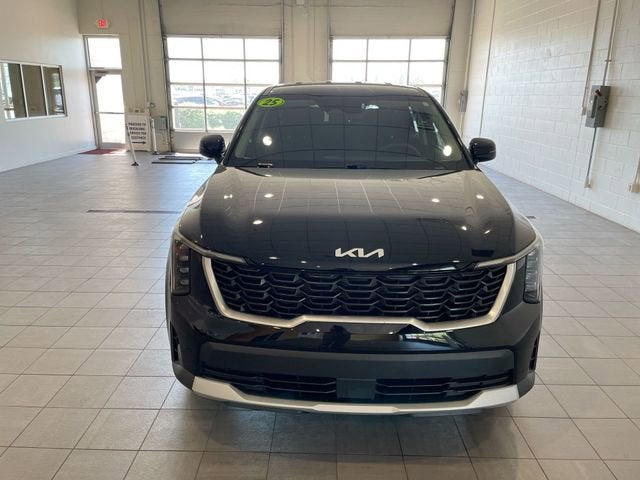 2025 Kia Sorento LX