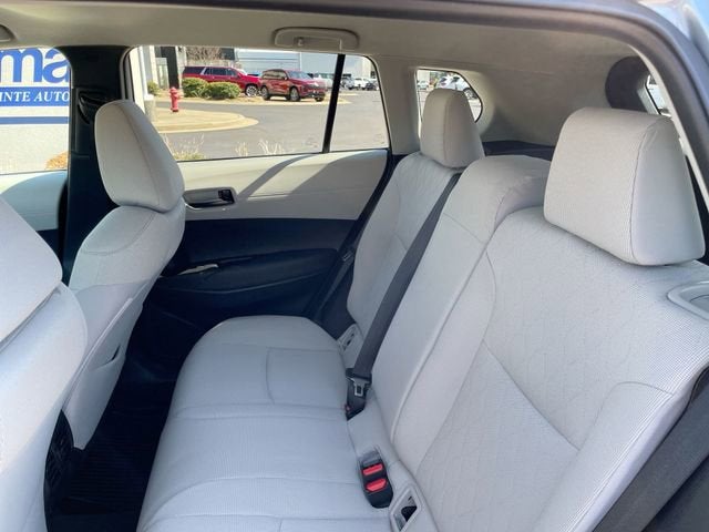2024 Toyota Corolla Cross LE