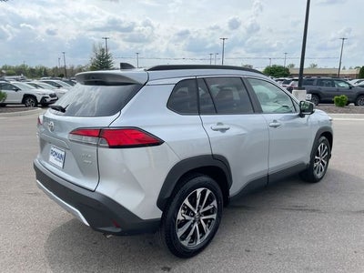 2025 Toyota Corolla Cross XLE