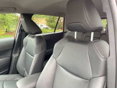 2025 Toyota Corolla Cross XLE