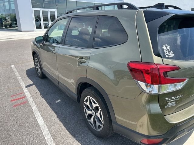 2024 Subaru Forester Premium