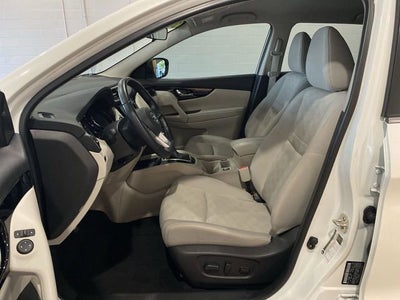 2021 Nissan Rogue Sport SV FWD Xtronic CVT