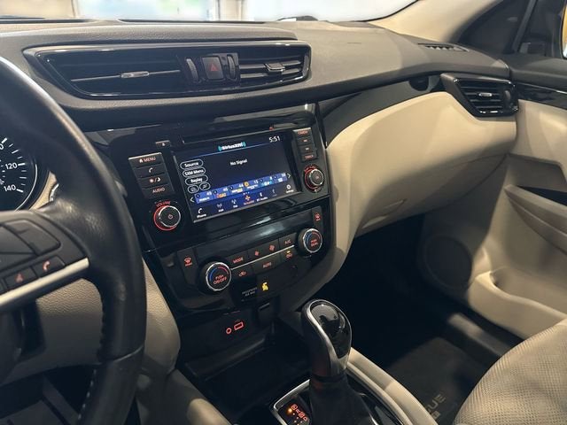 2021 Nissan Rogue Sport SV FWD Xtronic CVT
