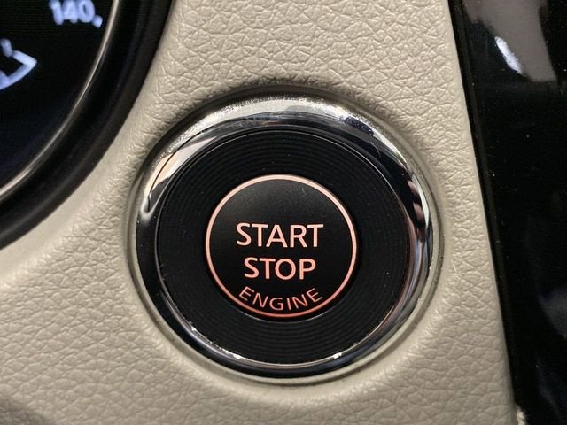 2021 Nissan Rogue Sport SV FWD Xtronic CVT