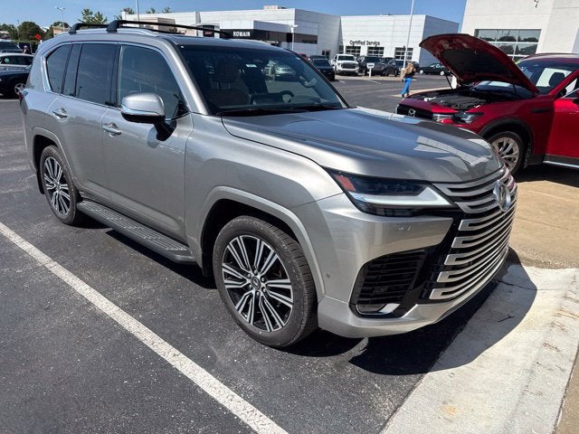 2026 Lexus LX 700h Luxury