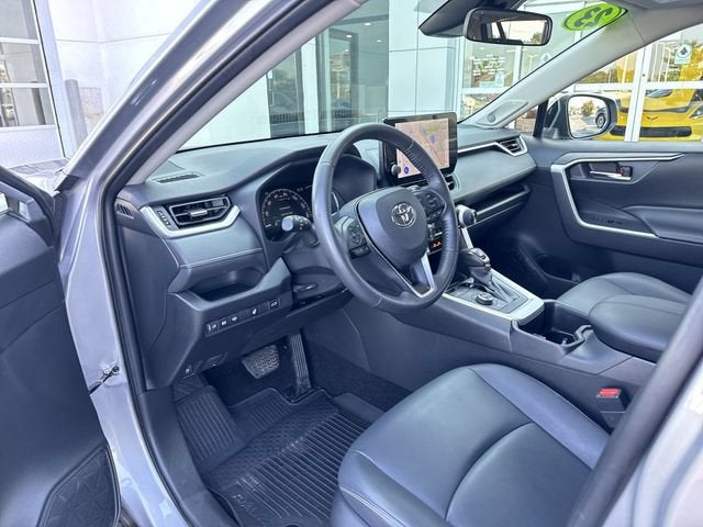 2023 Toyota RAV4 Hybrid XLE Premium
