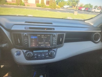 2016 Toyota RAV4 Hybrid XLE