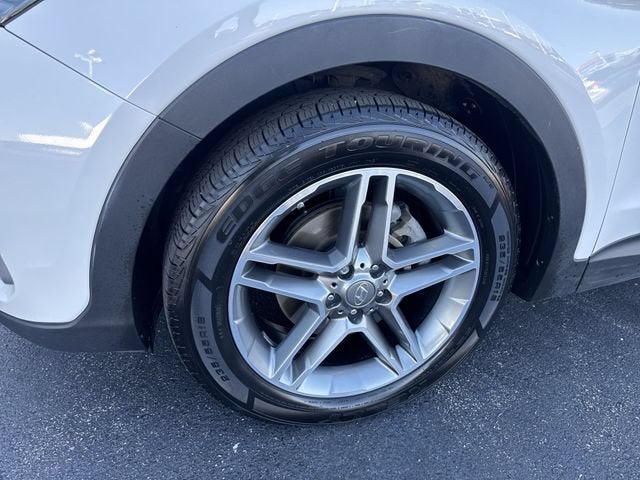 2017 Hyundai Santa Fe SE Ultimate