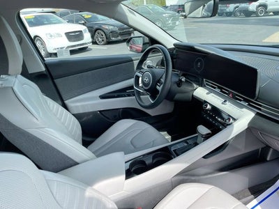 2024 Hyundai Elantra Limited